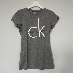 NWT Calvin Klein Jeans Grey T-Shirt Women’s Size XSmall